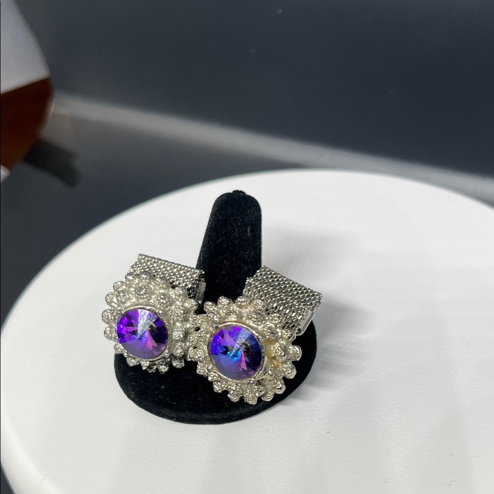 Elegant Silver and Purple Crystal cufflinks